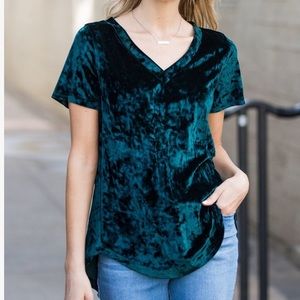 Green Crushed Velvet Amaryllis T-shirt